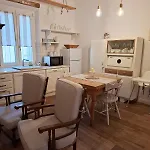 Tatil Evi C'era Casa *